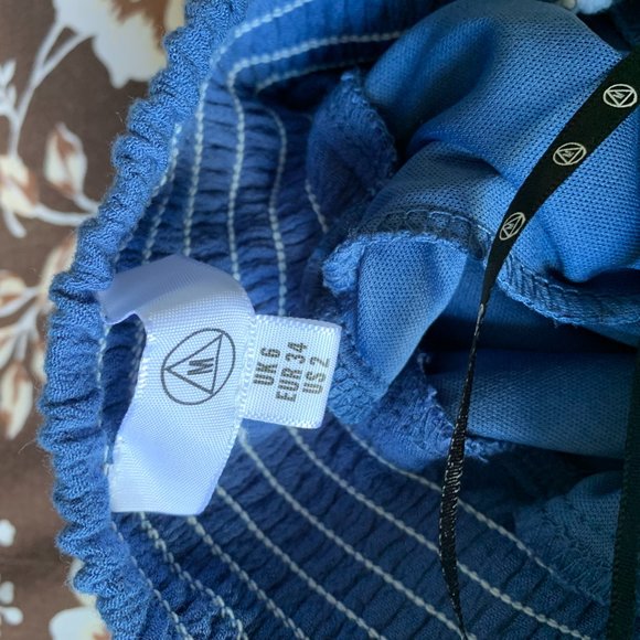 Summer | Missguided Crochet-Top Halter Dress, Shirred Back | US Size 2 - Picture 9 of 10